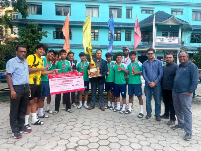 जया मल्टिपल क्याम्पस FUTSAL VALLEY FIRST को च्याम्पियन, पुरस्कार १ लाख ११ हजार १ सय ११ रुपैयाँ